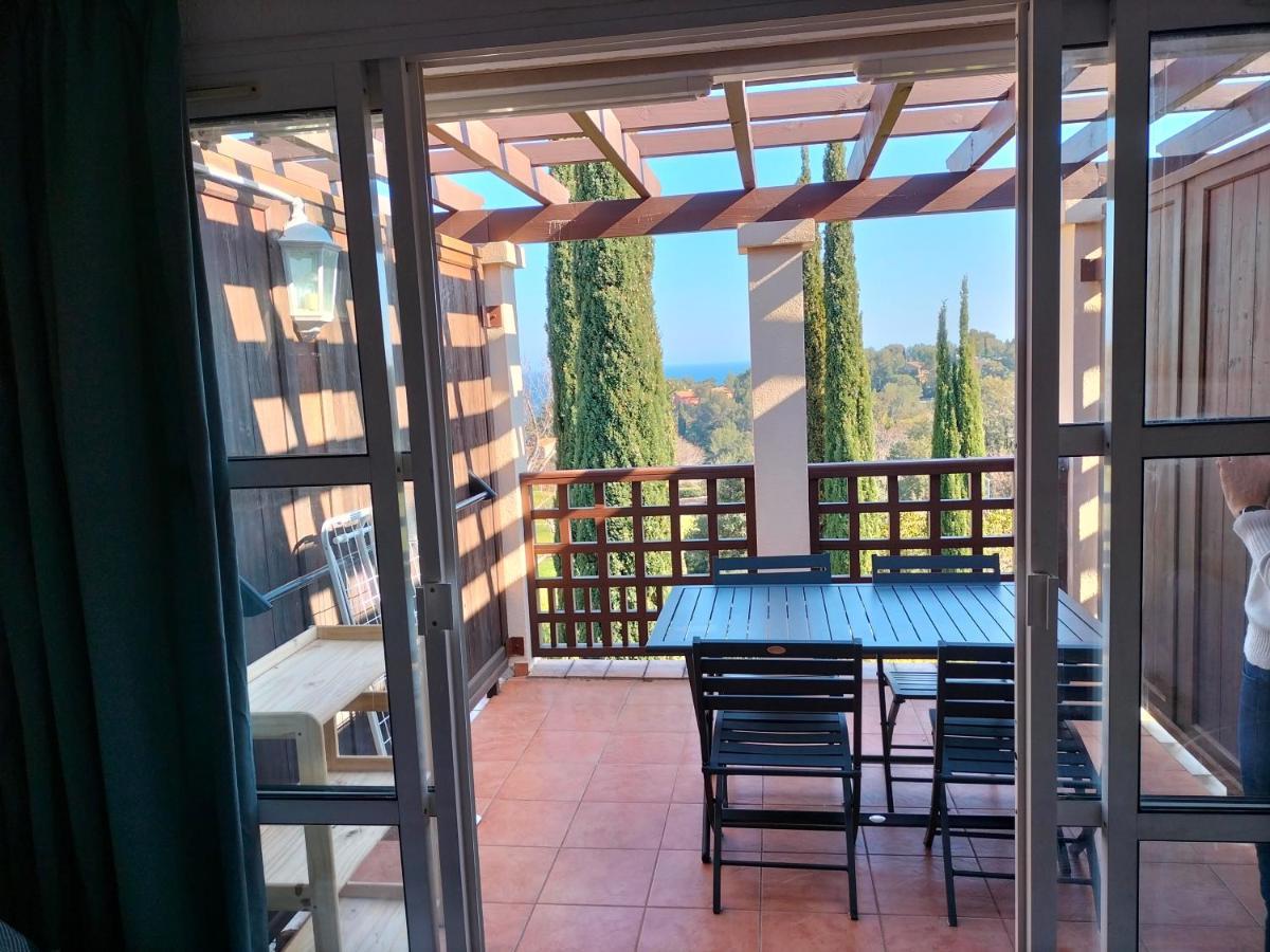 Studio 4P Vue Mer Calme Cap Esterel Saint-Raphaël エクステリア 写真